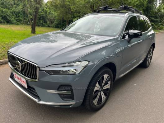 VOLVO XC60 2023