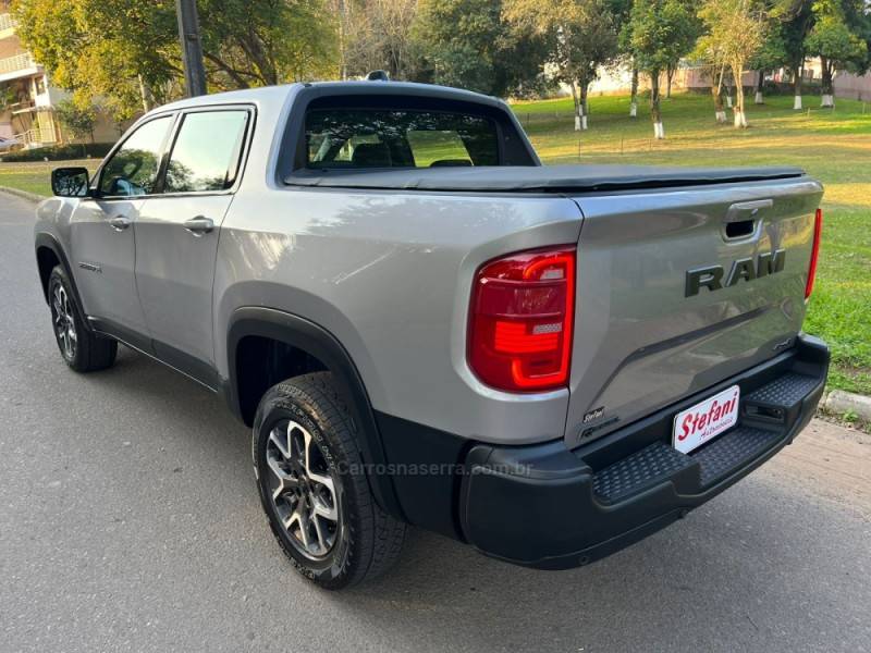 RAM - RAMPAGE - 2024/2024 - Prata - R$ 199.900,00