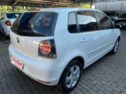 VOLKSWAGEN - POLO - 2013/2014 - Branca - R$ 45.900,00