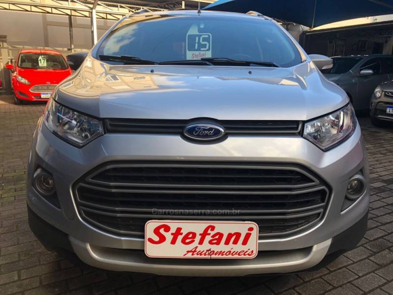 FORD - ECOSPORT - 2015/2015 - Prata - R$ 57.900,00