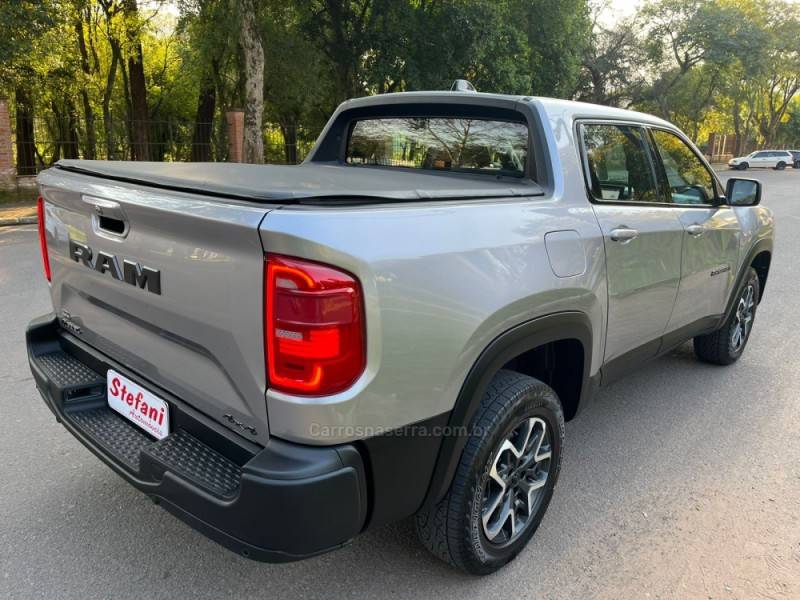 RAM - RAMPAGE - 2024/2024 - Prata - R$ 199.900,00