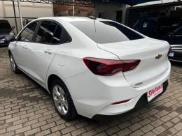 CHEVROLET - ONIX - 2023/2024 - Branca - R$ 96.900,00
