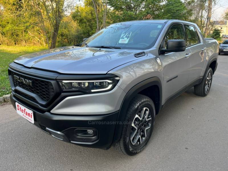 RAM - RAMPAGE - 2024/2024 - Prata - R$ 199.900,00