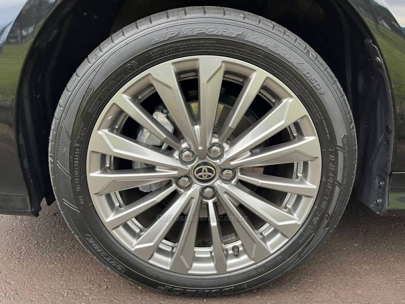 TOYOTA - COROLLA - 2024/2024 - Preta - R$ 149.000,00