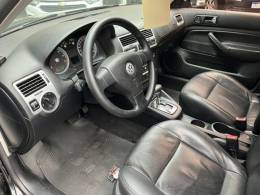 VOLKSWAGEN - BORA - 2008/2009 - Preta - R$ 39.900,00