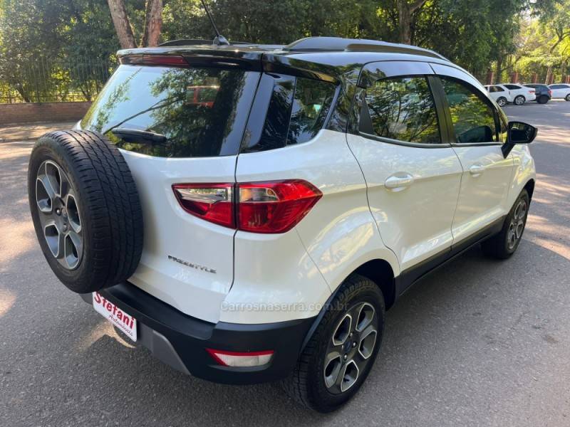 FORD - ECOSPORT - 2019/2020 - Branca - R$ 76.900,00