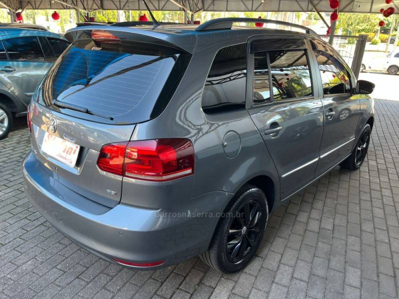 VOLKSWAGEN - SPACEFOX - 2015/2015 - Cinza - R$ 56.900,00