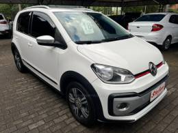 VOLKSWAGEN - UP - 2017/2018 - Branca - R$ 64.900,00