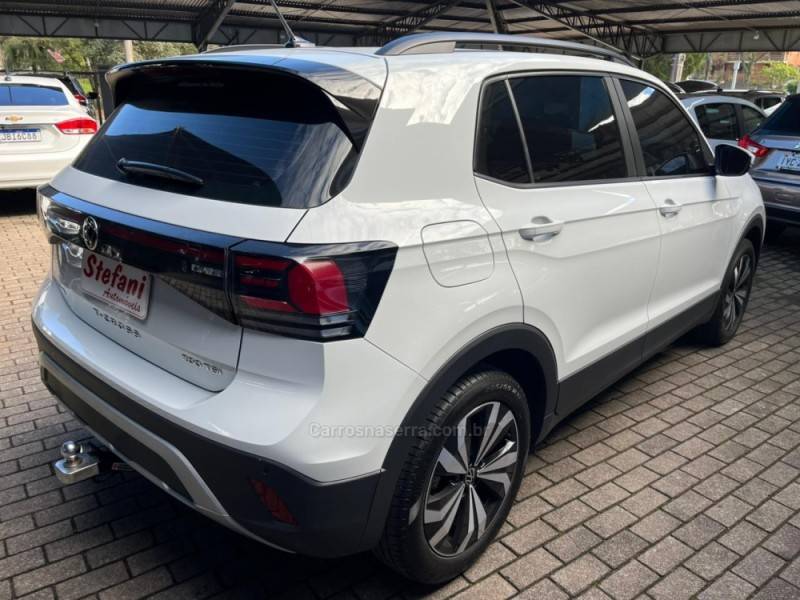 VOLKSWAGEN - T-CROSS - 2024/2025 - Branca - R$ 134.900,00