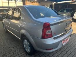 RENAULT - LOGAN - 2013/2013 - Prata - R$ 32.900,00
