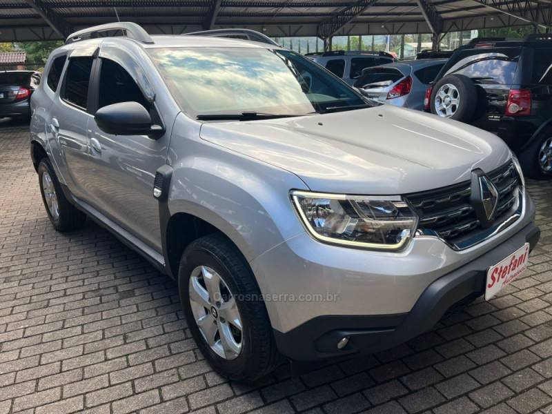 RENAULT - DUSTER - 2023/2024 - Prata - R$ 101.900,00