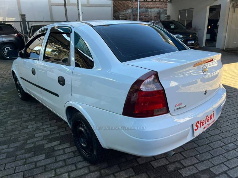 CHEVROLET - CORSA - 2007/2008 - Branca - R$ 29.500,00