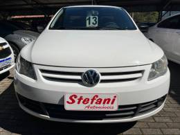 VOLKSWAGEN - SAVEIRO - 2013/2013 - Branca - R$ 42.900,00