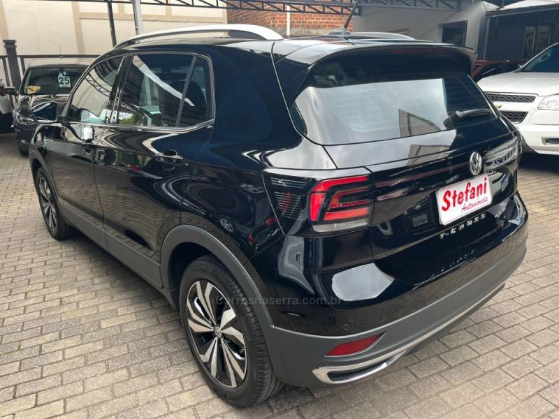VOLKSWAGEN - T-CROSS - 2021/2021 - Preta - R$ 112.900,00