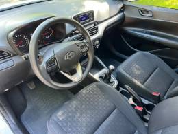 HYUNDAI - HB20 - 2022/2023 - Branca - R$ 67.900,00