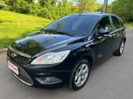 FORD - FOCUS - 2013/2013 - Preta - R$ 48.900,00