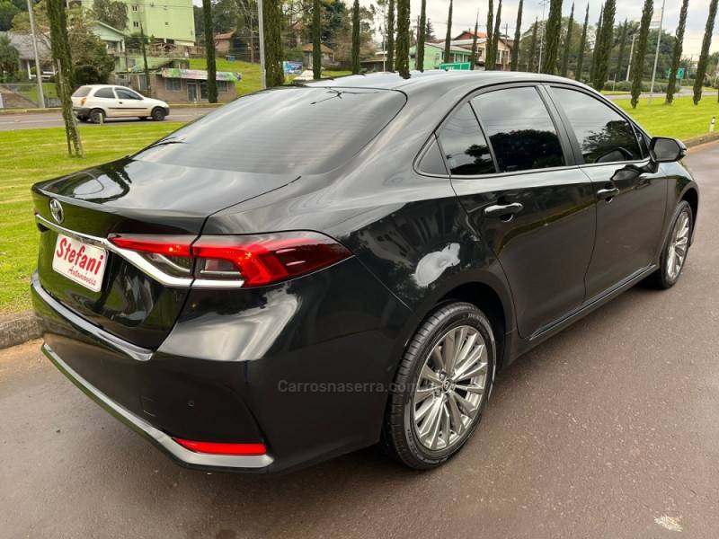 TOYOTA - COROLLA - 2024/2024 - Preta - R$ 149.000,00