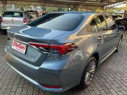 TOYOTA - COROLLA - 2023/2024 - Cinza - R$ 148.900,00