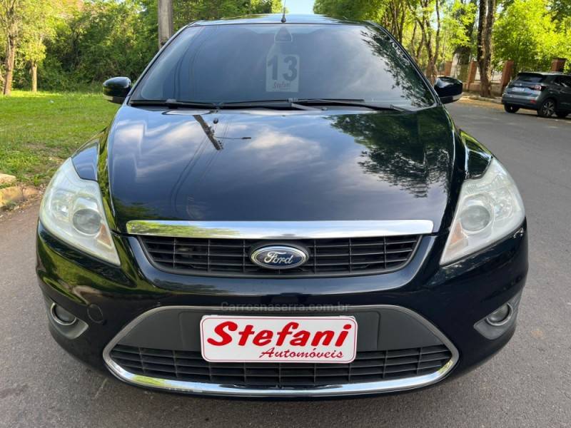 FORD - FOCUS - 2013/2013 - Preta - R$ 48.900,00