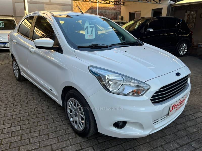 FORD - KA - 2016/2017 - Branca - R$ 47.900,00