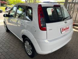 FORD - FIESTA - 2014/2014 - Branca - R$ 36.900,00