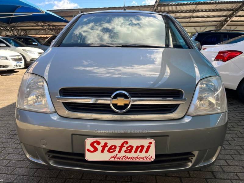 CHEVROLET - MERIVA - 2007/2008 - Cinza - R$ 29.900,00