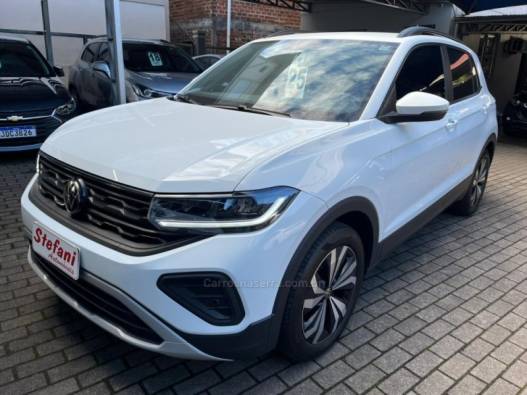 VOLKSWAGEN T-CROSS 2025