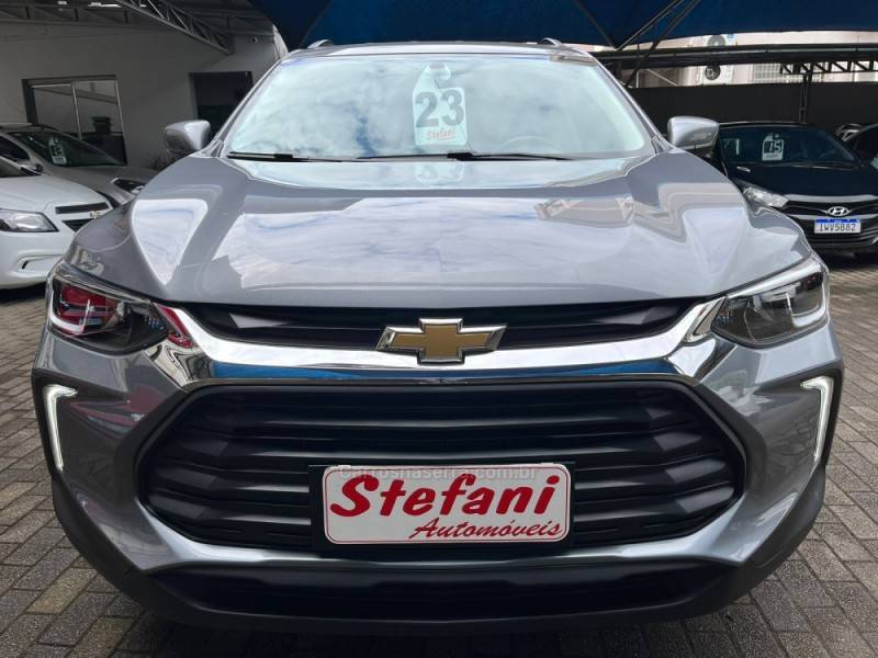 CHEVROLET - TRACKER - 2022/2023 - Cinza - R$ 120.900,00