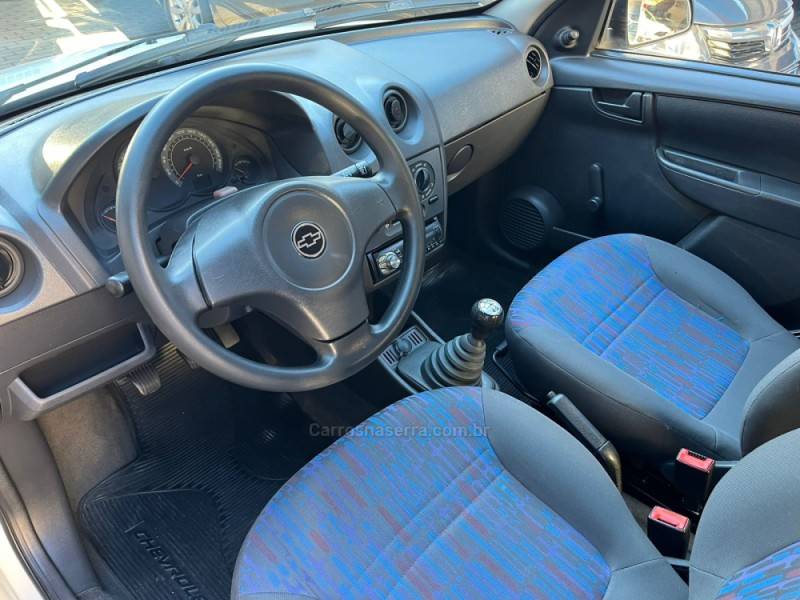 CHEVROLET - CELTA - 2010/2011 - Branca - R$ 31.900,00