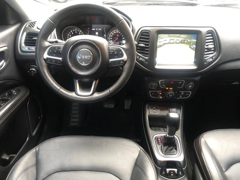 JEEP - COMPASS - 2017/2018 - Branca - R$ 92.000,00