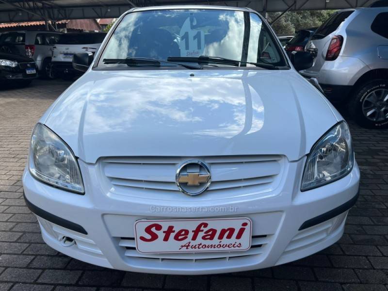 CHEVROLET - CELTA - 2010/2011 - Branca - R$ 31.900,00