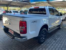 CHEVROLET - S10 - 2012/2013 - Branca - R$ 113.900,00