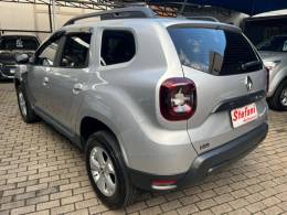RENAULT - DUSTER - 2023/2024 - Prata - R$ 101.900,00