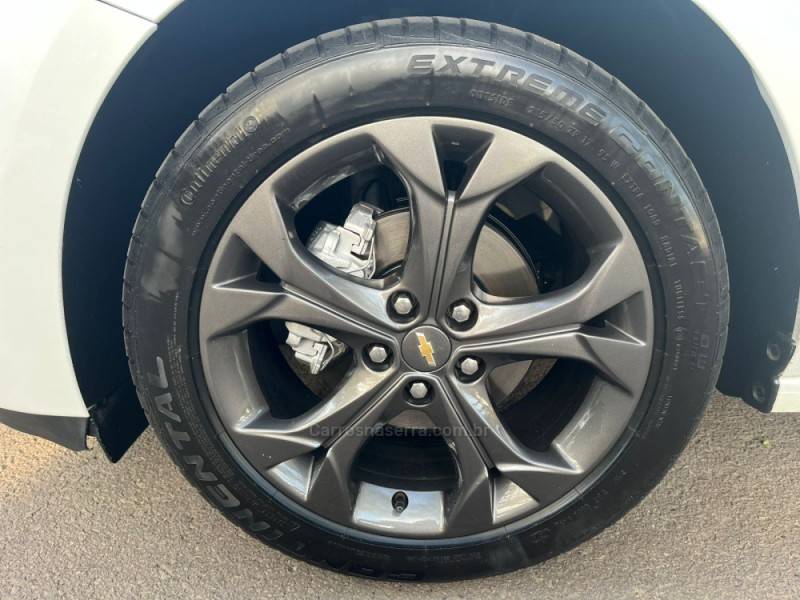 CHEVROLET - CRUZE - 2022/2023 - Branca - R$ 119.900,00