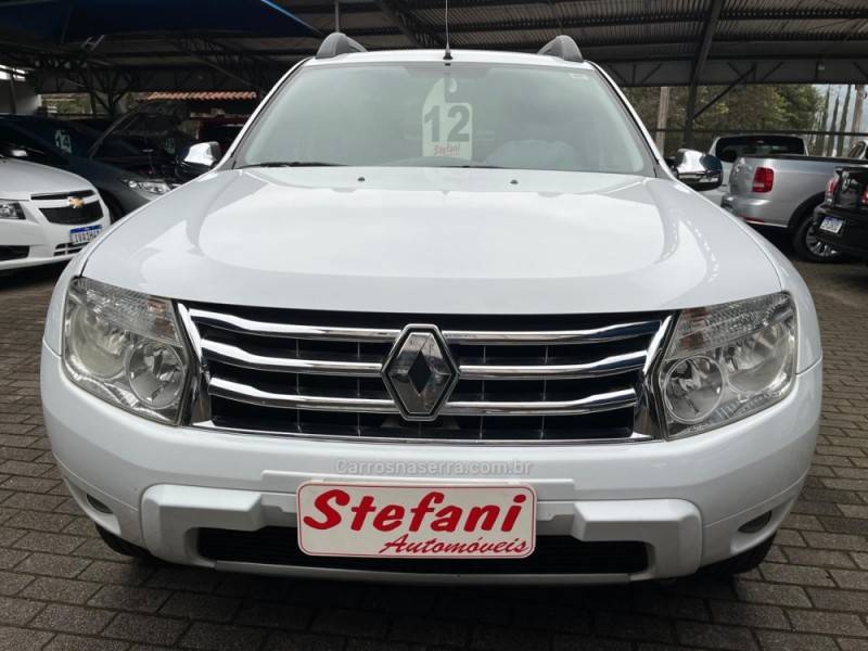 RENAULT - DUSTER - 2011/2012 - Branca - R$ 44.900,00