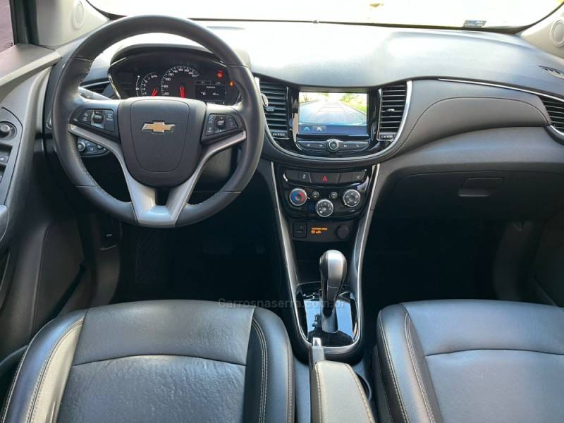 CHEVROLET - TRACKER - 2018/2018 - Cinza - R$ 91.900,00