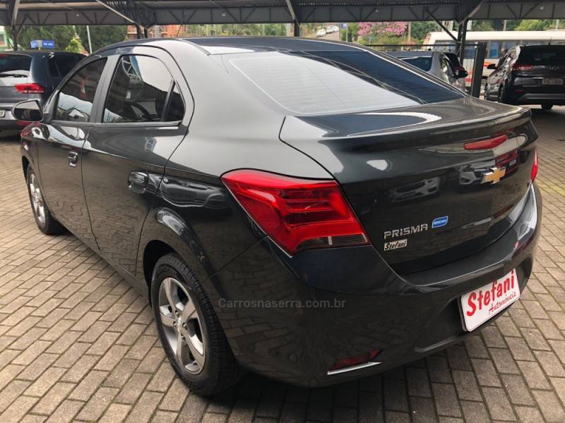 CHEVROLET - PRISMA - 2018/2018 - Cinza - R$ 66.900,00