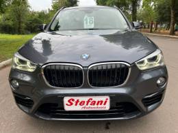 BMW - X1 - 2017/2018 - Cinza - R$ 149.900,00