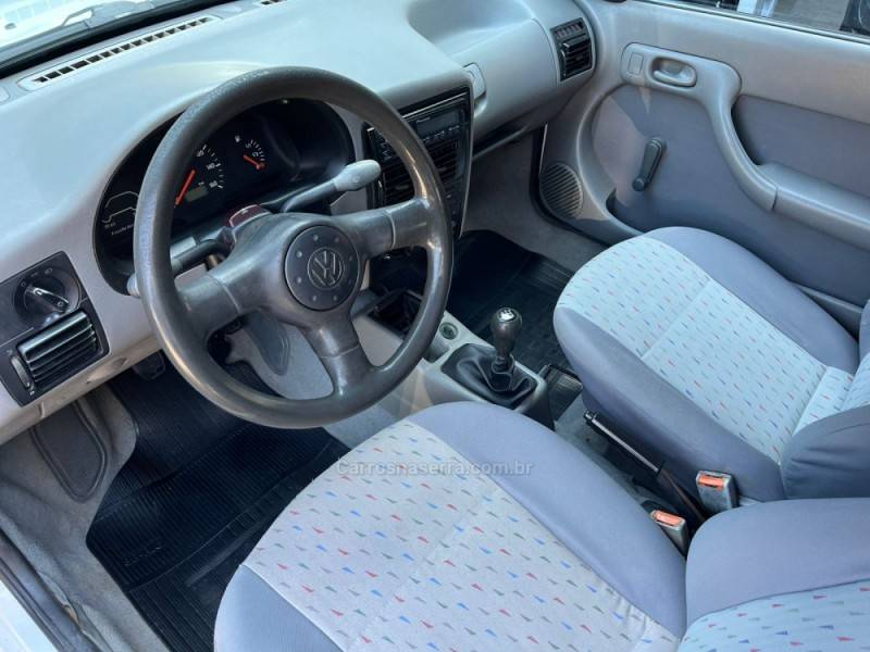 VOLKSWAGEN - GOL - 1998/1999 - Branca - R$ 12.500,00