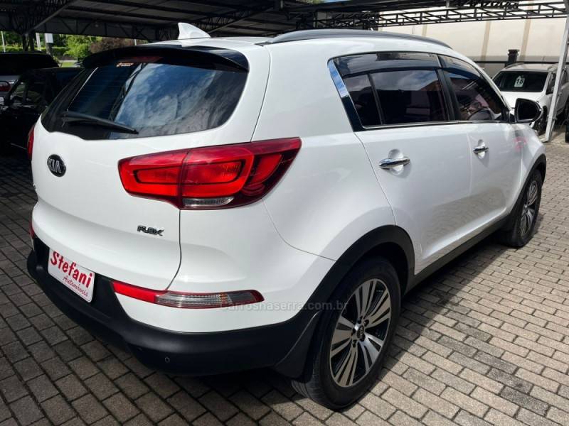KIA MOTORS - SPORTAGE - 2015/2015 - Branca - R$ 88.900,00