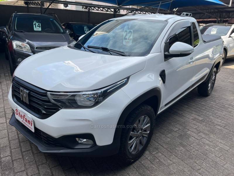FIAT - STRADA - 2021/2022 - Branca - R$ 81.900,00