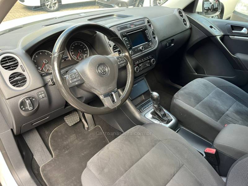 VOLKSWAGEN - TIGUAN - 2013/2013 - Branca - R$ 68.900,00