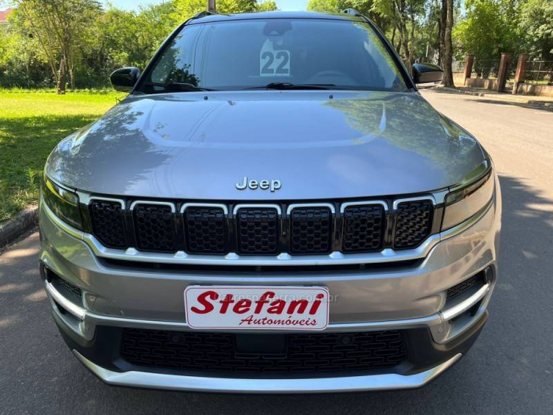 JEEP - COMMANDER - 2022/2022 - Prata - R$ 162.000,00