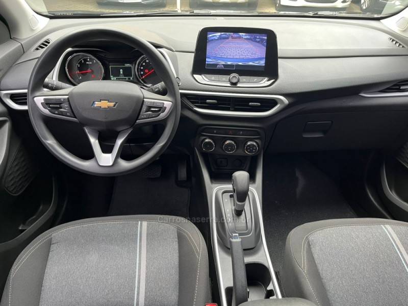 CHEVROLET - TRACKER - 2023/2024 - Preta - R$ 111.900,00