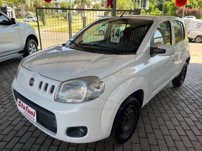 FIAT - UNO - 2014/2014 - Branca - R$ 28.900,00