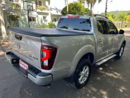 NISSAN - FRONTIER - 2023/2024 - Prata - R$ 219.900,00