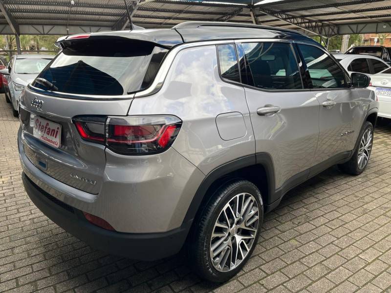 JEEP - COMPASS - 2022/2023 - Prata - R$ 189.900,00