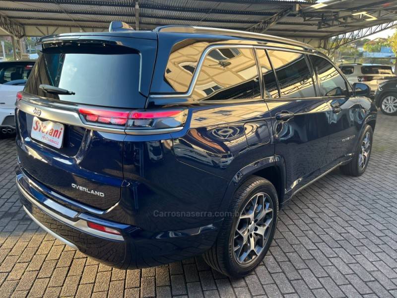 JEEP - COMMANDER - 2022/2022 - Azul - R$ 172.000,00