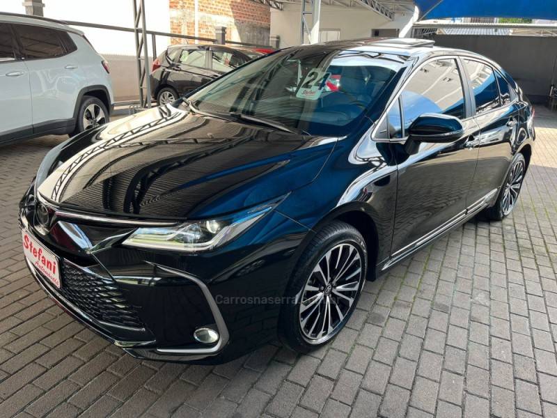 TOYOTA - COROLLA - 2024/2024 - Preta - R$ 171.000,00