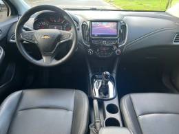 CHEVROLET - CRUZE - 2022/2023 - Branca - R$ 119.900,00